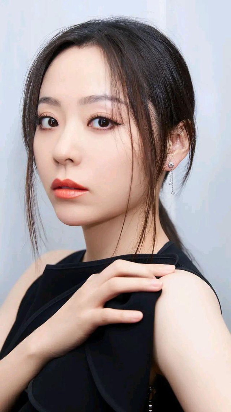 张靓颖